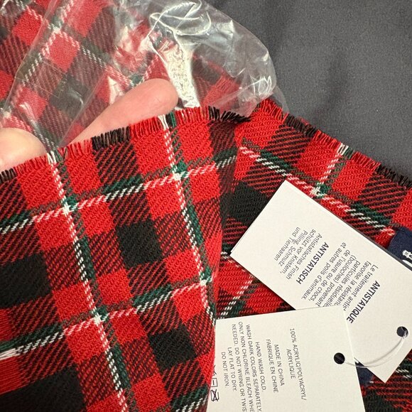 Lands' End "CashTouch" Winter Scarf in "Rich Red Plaid" - NWT - Picture 7 of 13